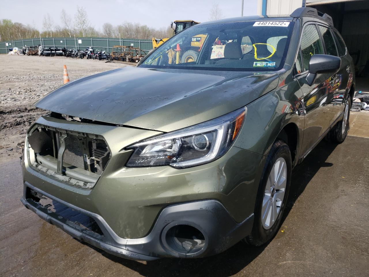 Photo 2 from auction – 2018 SUBARU OUTBACK 2. with VIN 4S4BSAACXJ3382020