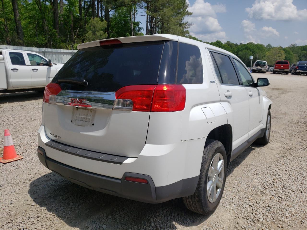 Photo 4 from auction – 2015 GMC TERRAIN SL with VIN 2GKALMEK8F6323620