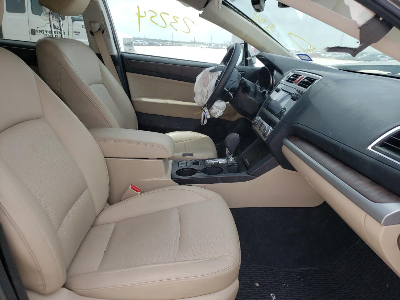 Снимка 5 от търг – 2017 SUBARU OUTBACK 3. с VIN 4S4BSENCXH3200375