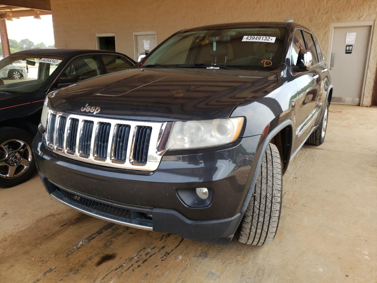 Photo 2 from auction – 2011 JEEP GRAND CHER with VIN 1J4RR5GT0BC715382