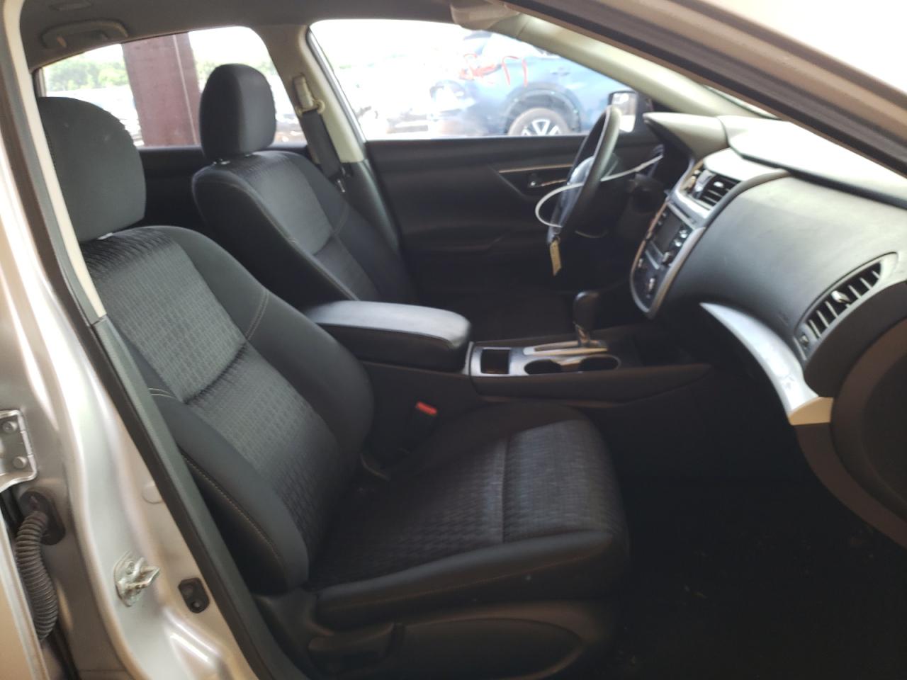 Photo 5 from auction – 2016 NISSAN ALTIMA 2.5 with VIN 1N4AL3AP8GN320758