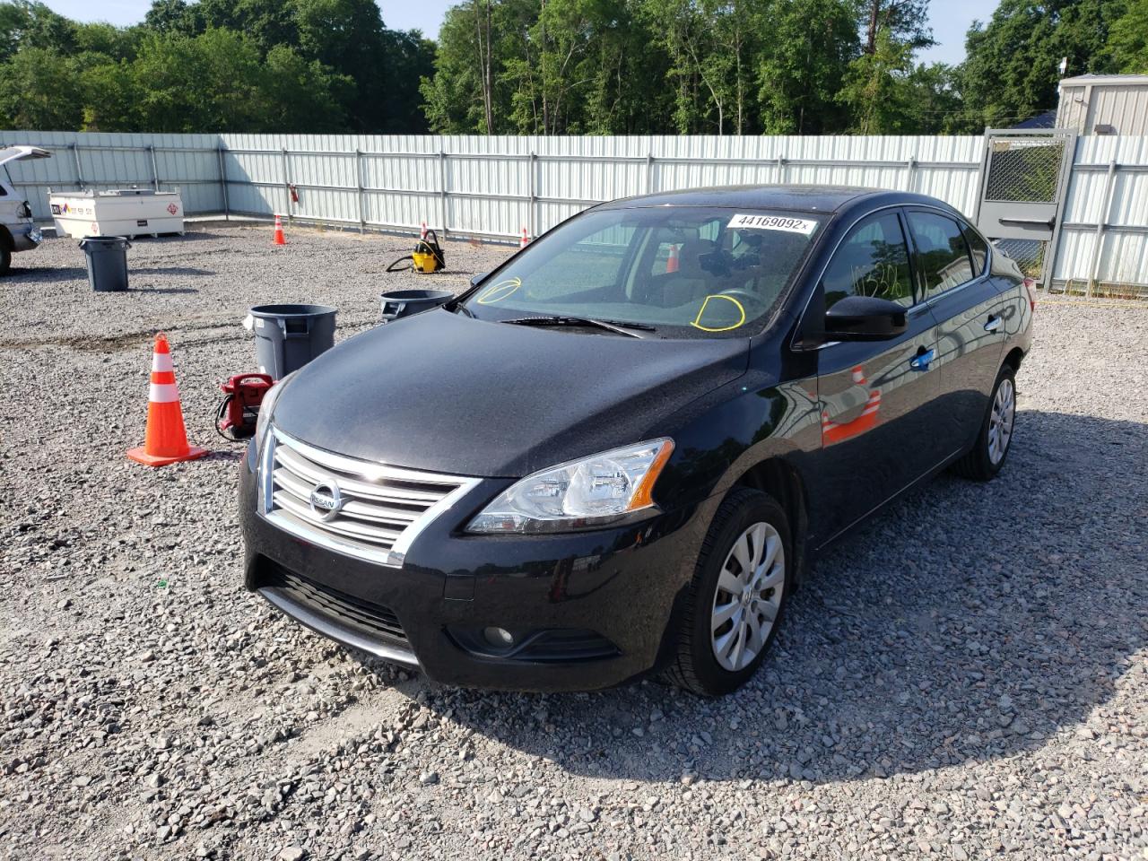 Photo 2 from auction – 2014 NISSAN SENTRA S with VIN 3N1AB7AP4EY322983