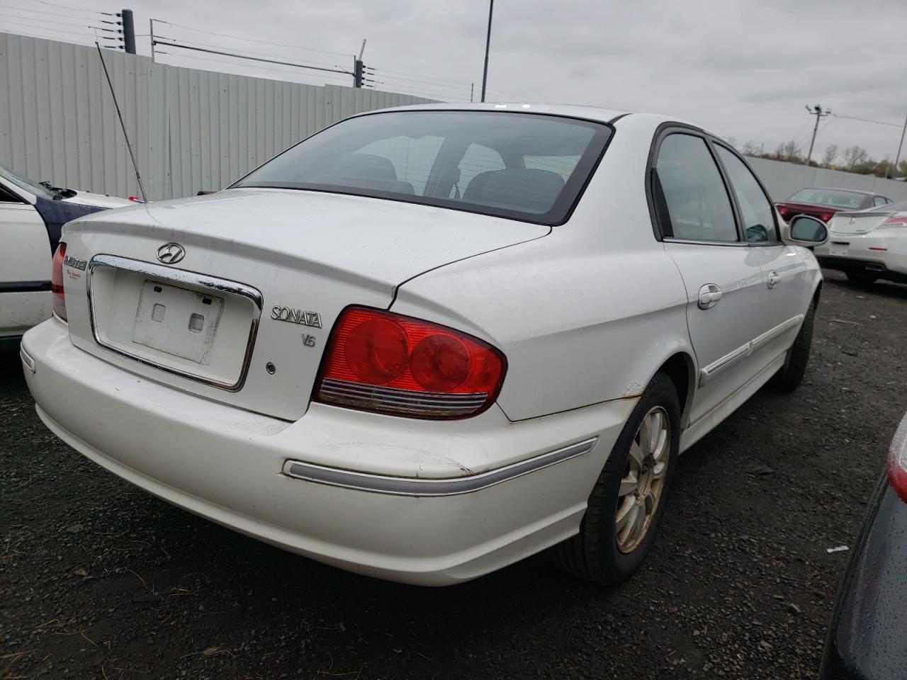 Photo 4 from auction – 2003 HYUNDAI SONATA with VIN KMHWF35H13A851288
