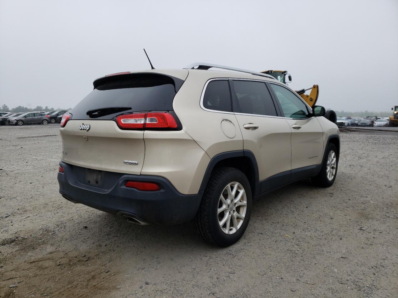 Photo 4 from auction – 2015 JEEP CHEROKEE L with VIN 1C4PJMCS5FW641473