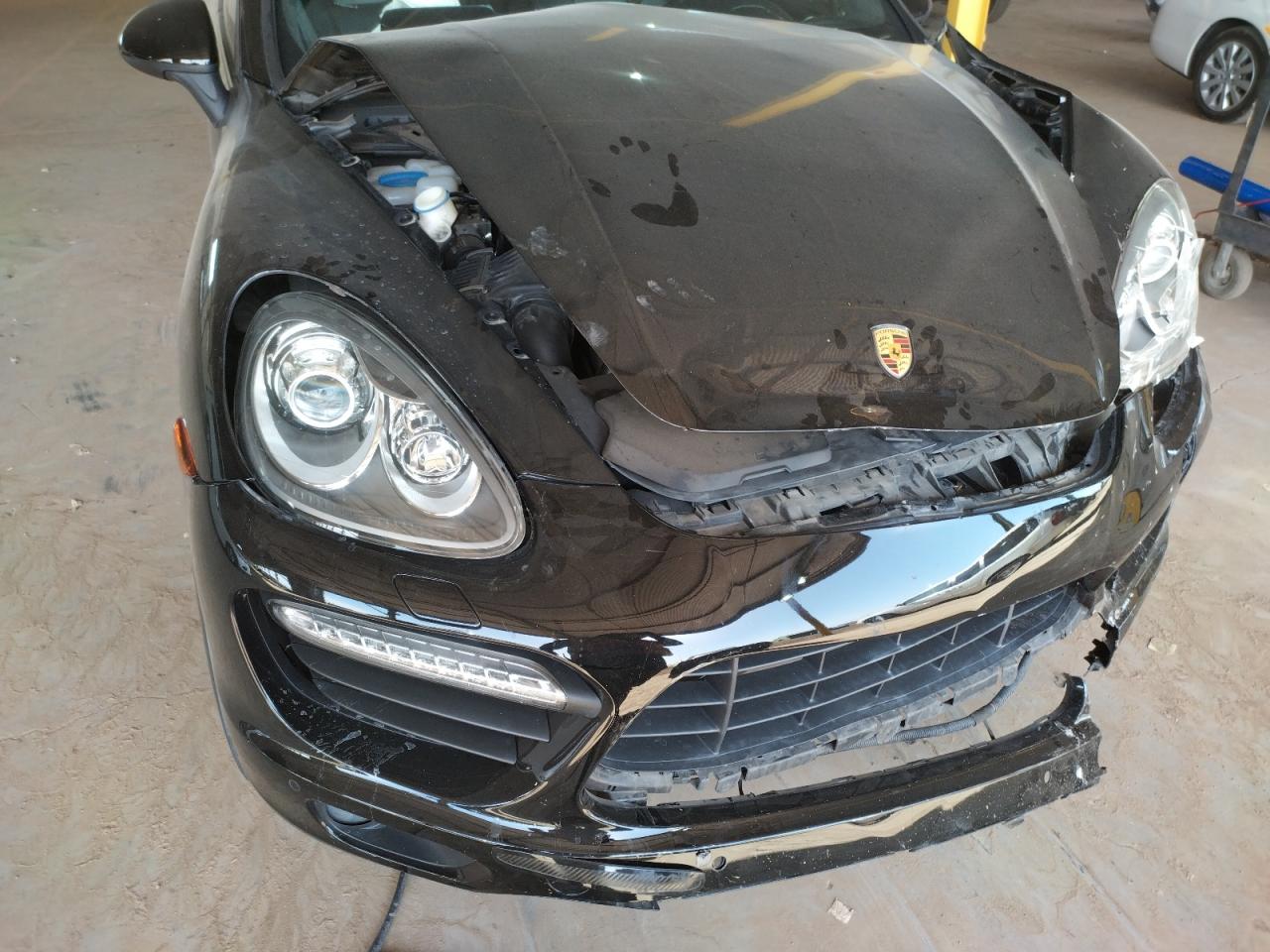 Photo 9 from auction – 2013 PORSCHE CAYENNE TU with VIN WP1AC2A2XDLA90672