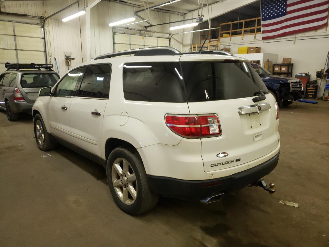 Photo 3 from auction – 2008 SATURN OUTLOOK with VIN 5GZEV33788J256246