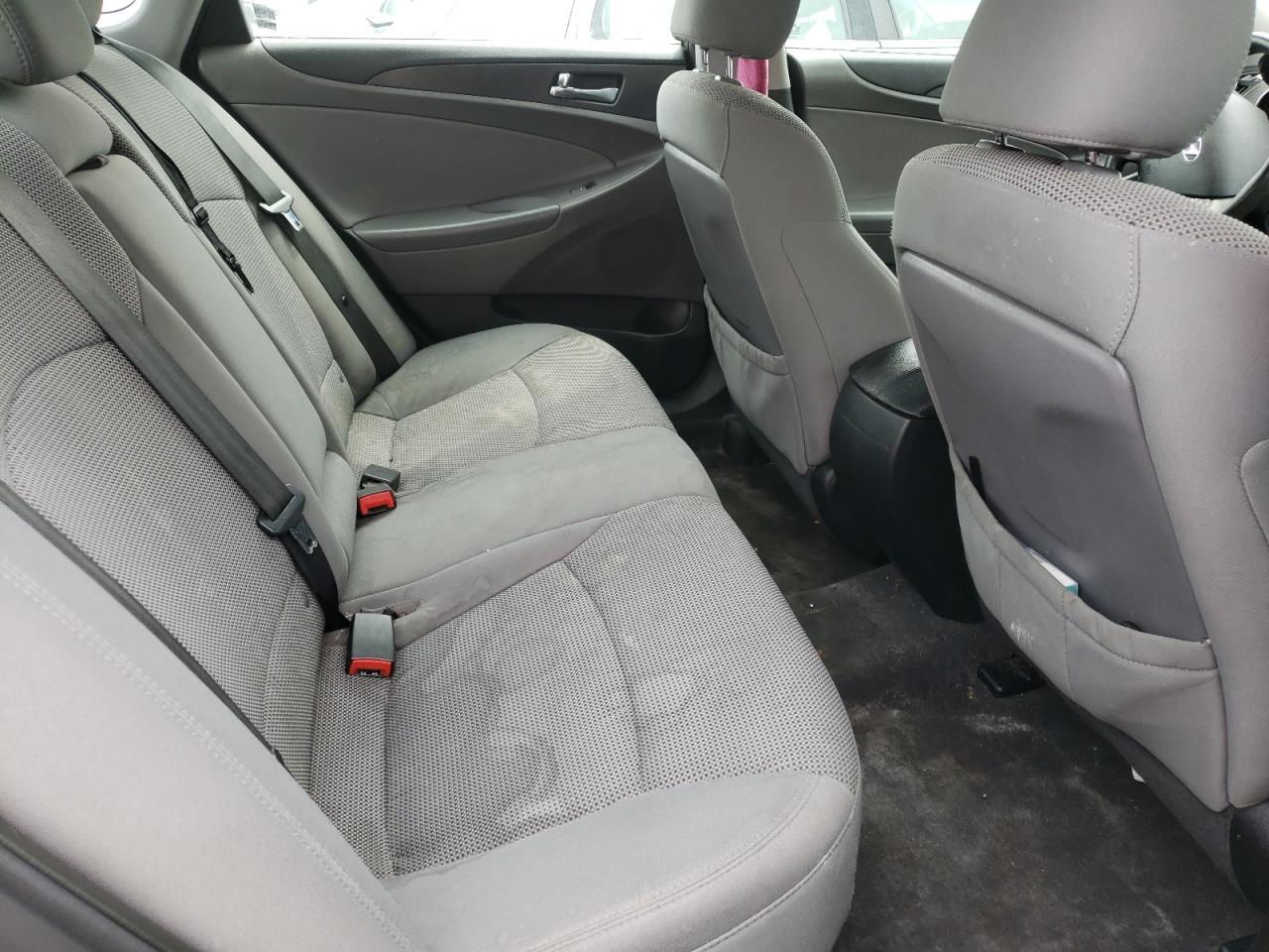 Photo 6 from auction – 2013 HYUNDAI SONATA GLS with VIN 5NPEB4AC2DH614444