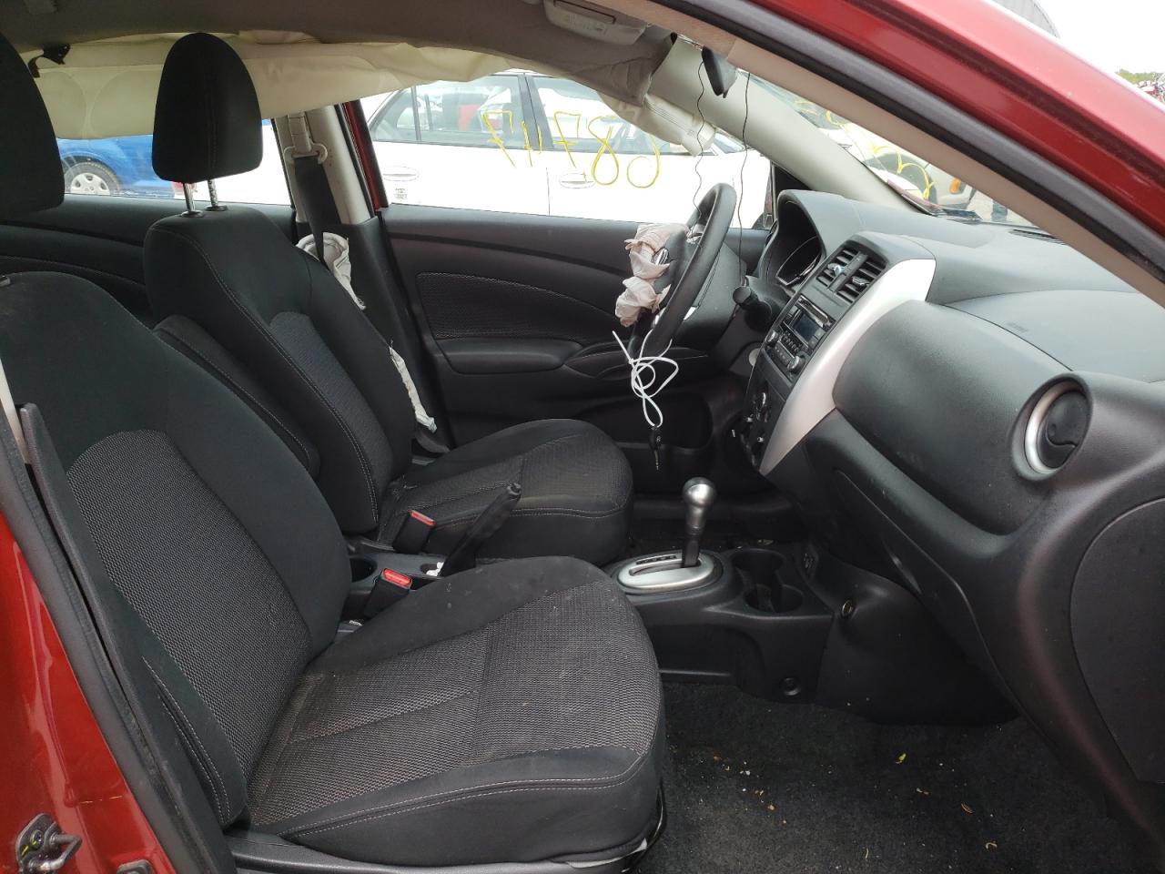 Photo 5 from auction – 2018 NISSAN VERSA S with VIN 3N1CN7AP8JL803682