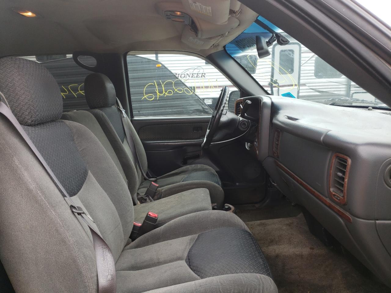 Photo 5 from auction – 2003 CHEVROLET AVALANCHE with VIN 3GNEK13T13G164506