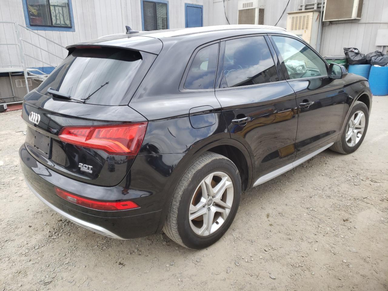 Photo 4 from auction – 2018 AUDI Q5 PREMIUM with VIN WA1ANAFY3J2206776