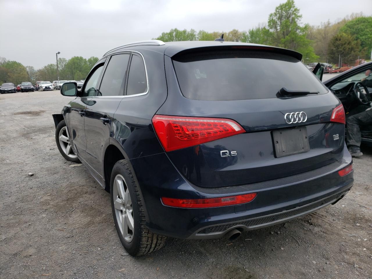 Photo 3 from auction – 2011 AUDI Q5 PREMIUM with VIN WA1DKBFP4BA023459