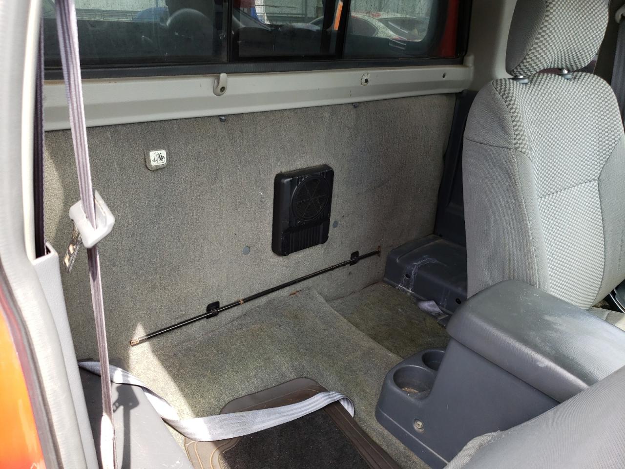 Photo 6 from auction – 2001 NISSAN FRONTIER K with VIN 1N6ED26Y91C373943