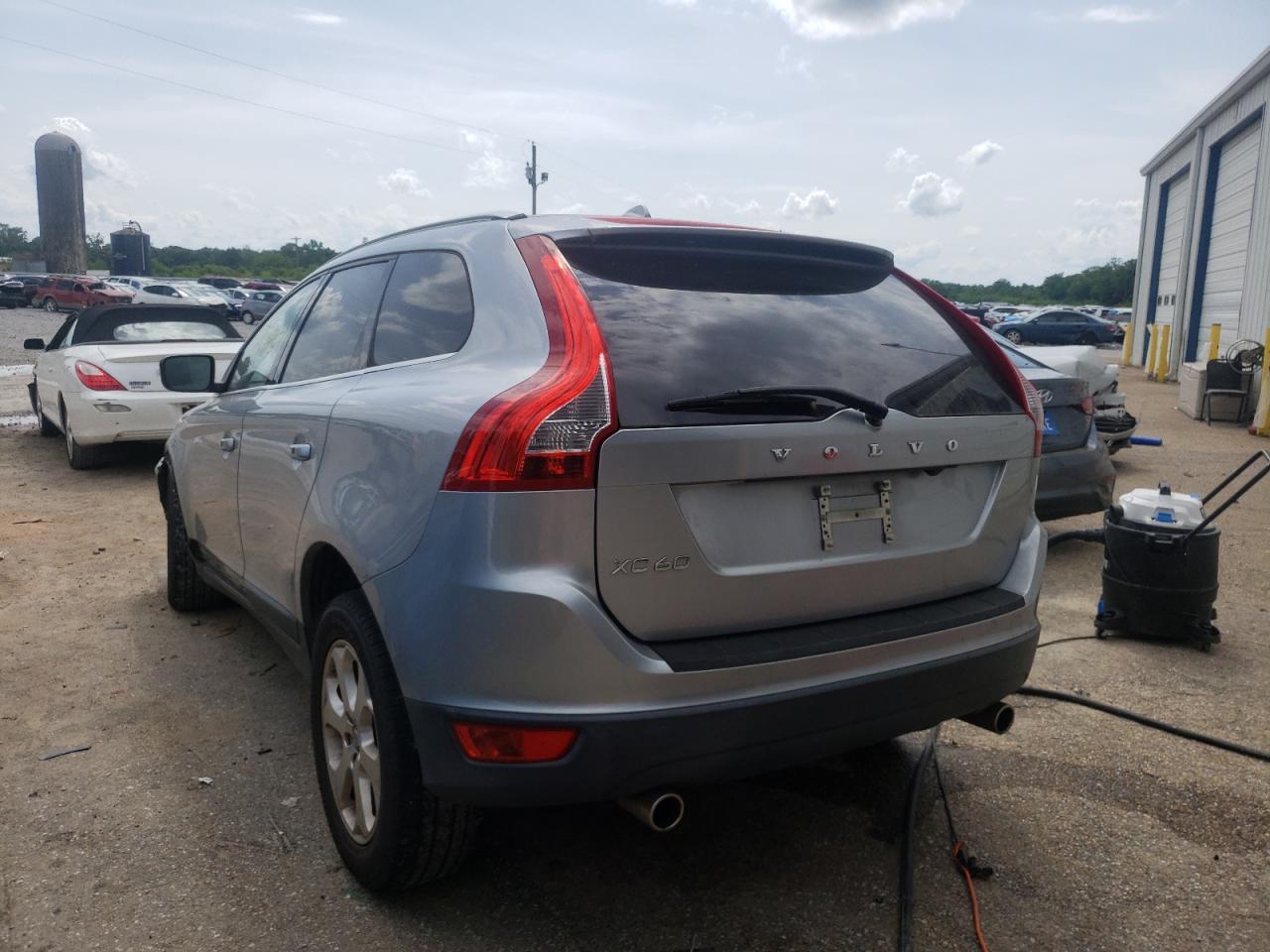 Photo 3 from auction – 2013 VOLVO XC60 3.2 with VIN YV4940DL3D2391538