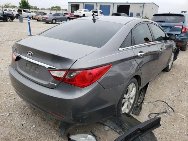 Photo 4 from auction – 2011 HYUNDAI SONATA LIM with VIN 5NPEC4AC3BH012162