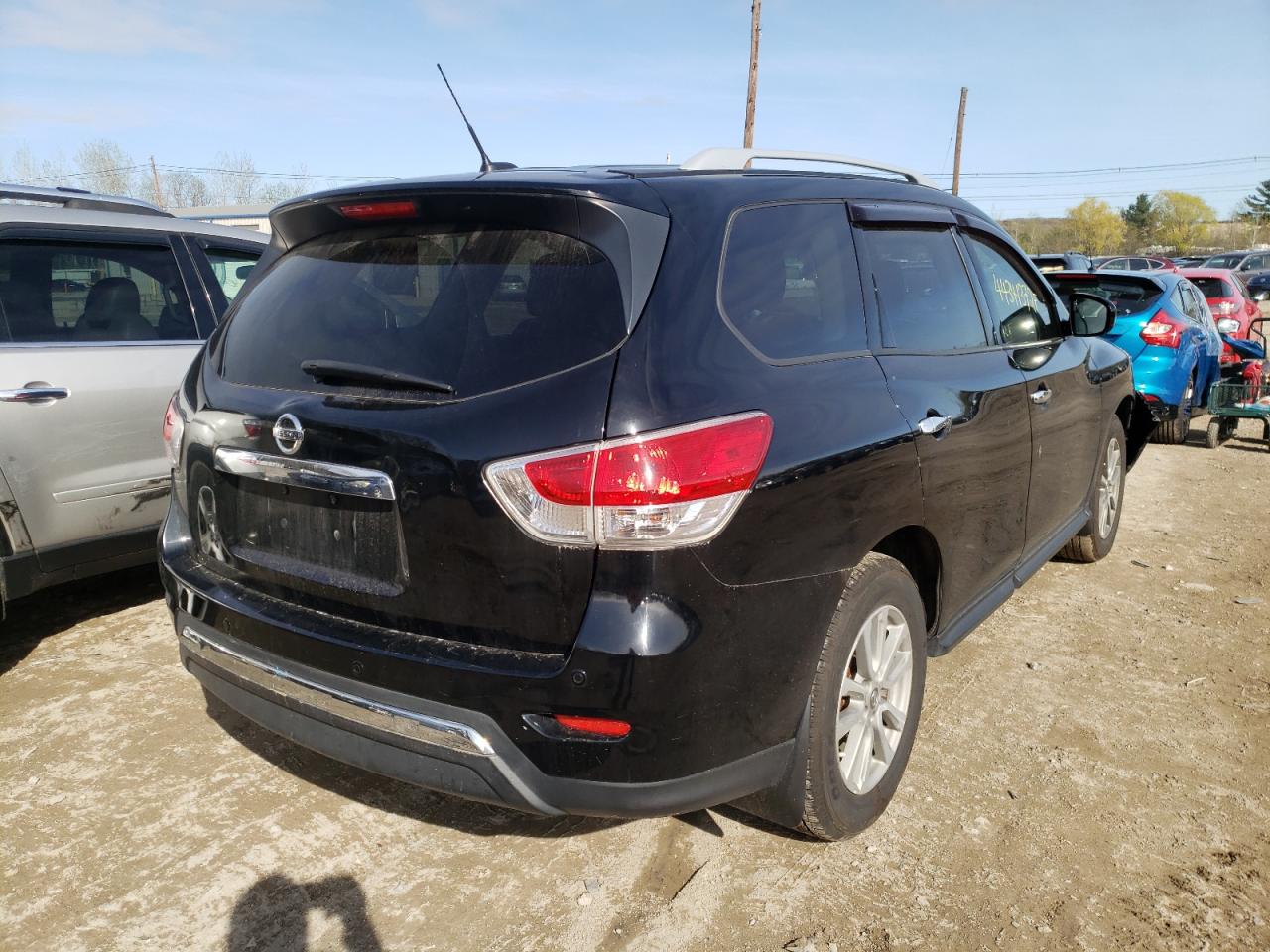 Photo 4 from auction – 2014 NISSAN PATHFINDER with VIN 5N1AR2MM9EC605767