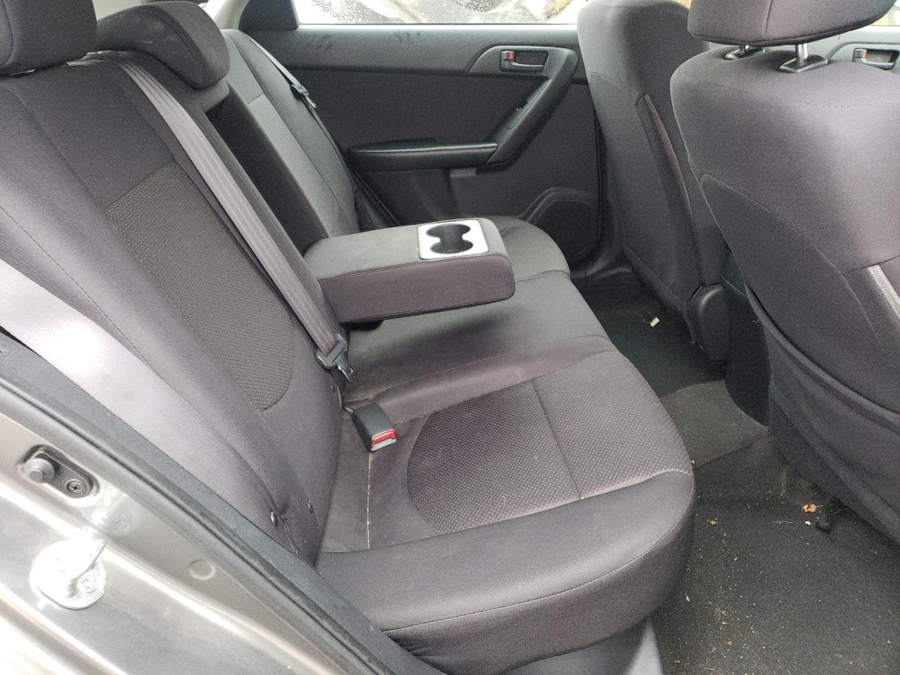 صورة رقم 6 من المزاد - 2012 KIA FORTE EX مع VIN KNAFU5A27C5528974
