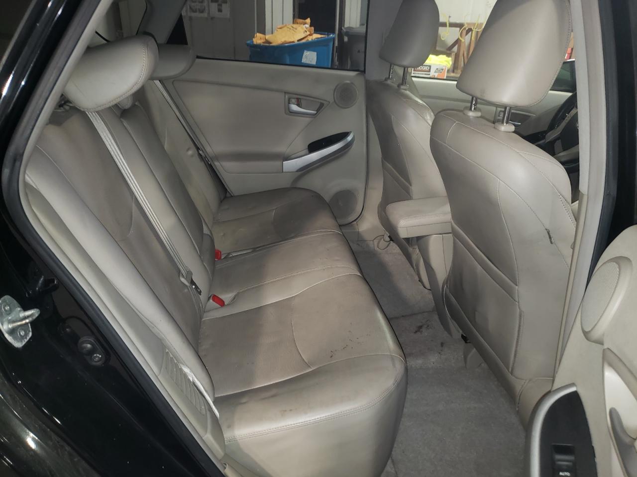Photo 6 from auction – 2011 TOYOTA PRIUS with VIN JTDKN3DU8B1393784