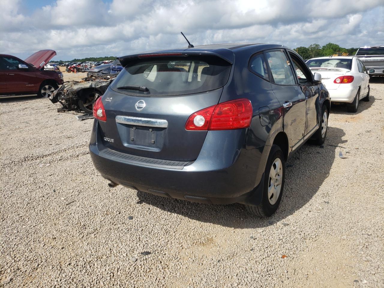 Photo 4 from auction – 2013 NISSAN ROGUE S with VIN JN8AS5MT5DW533405