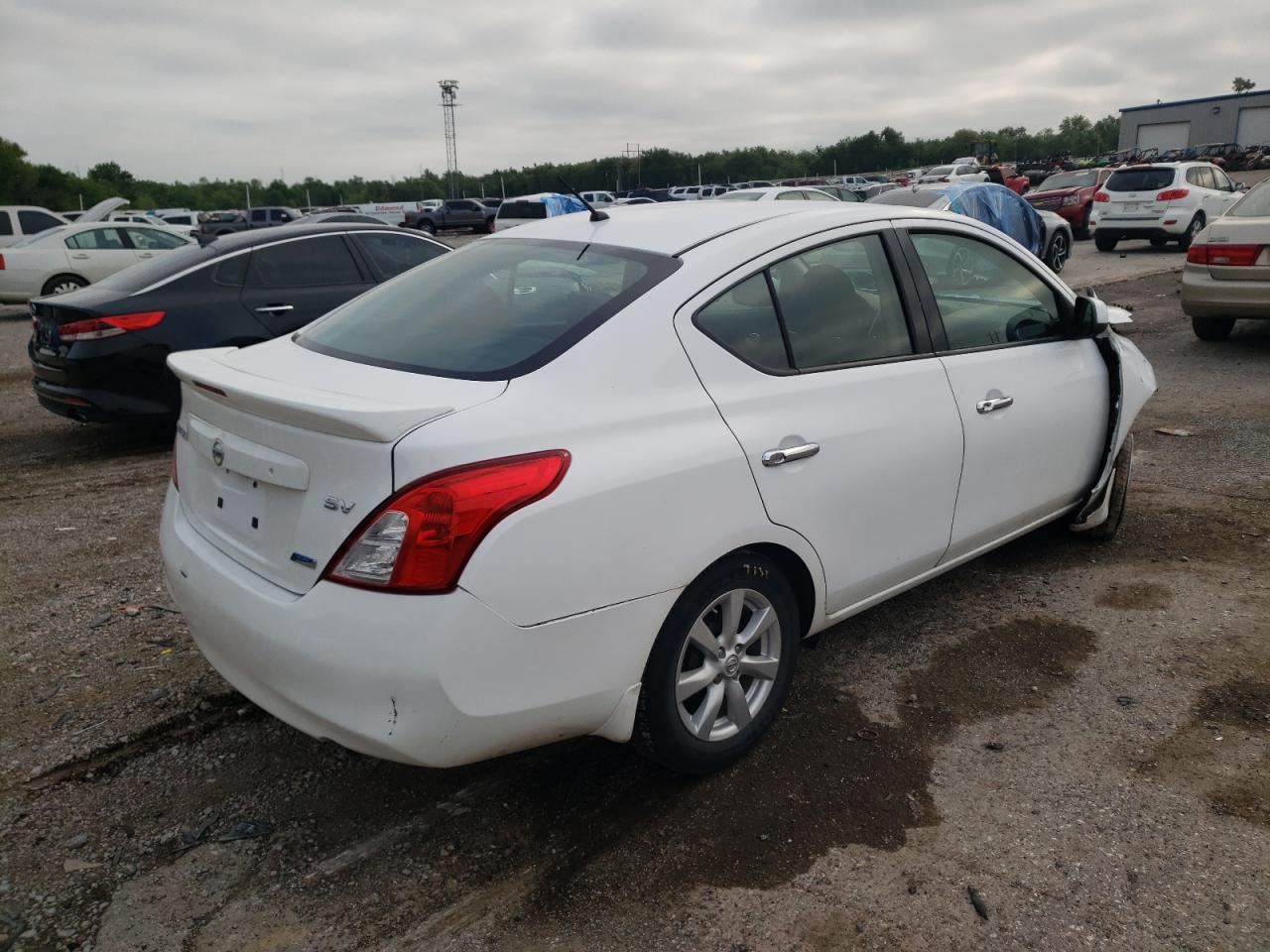 Photo 4 from auction – 2014 NISSAN VERSA with VIN 3N1CN7AP0EL827352