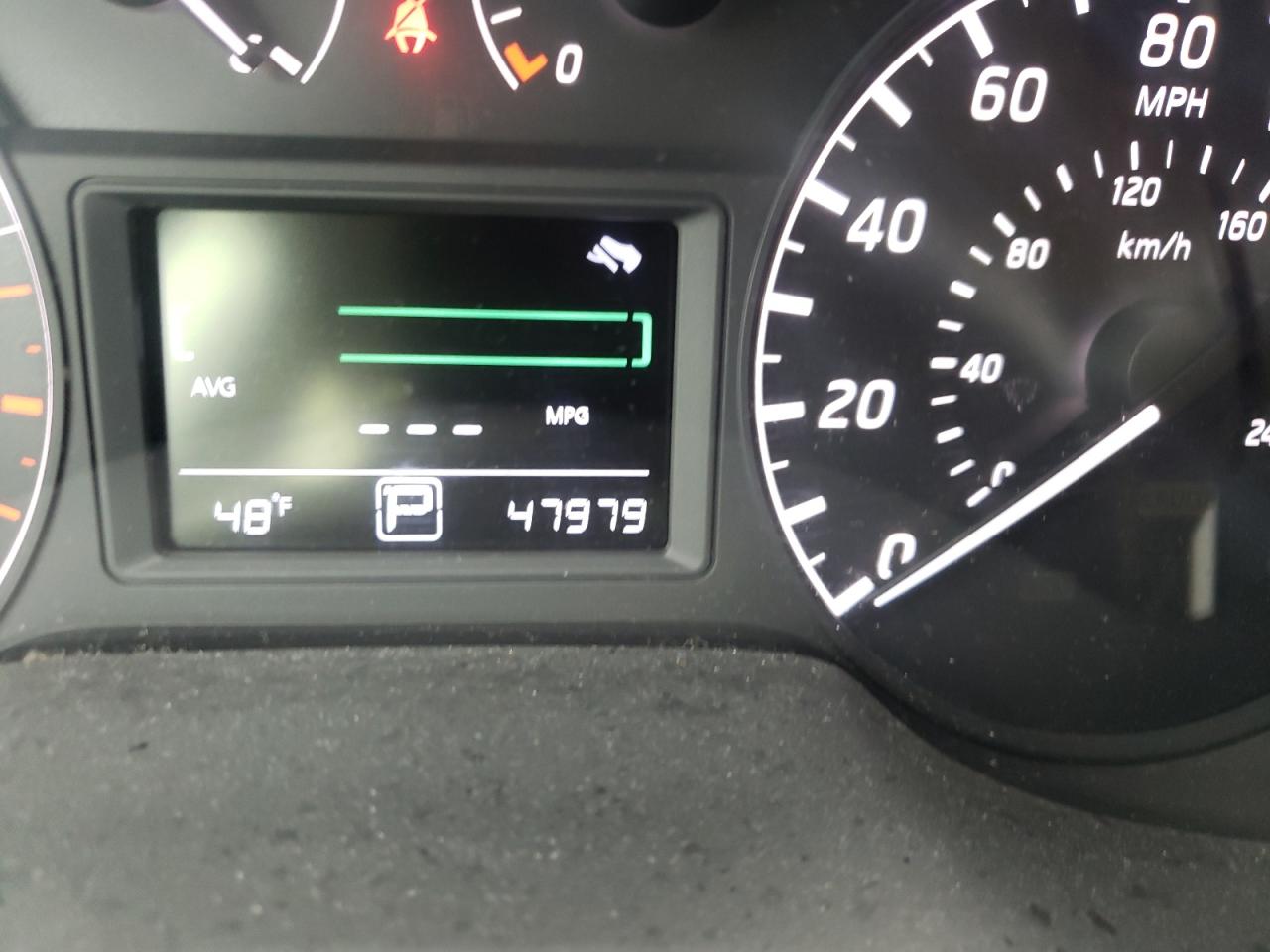 Photo 8 from auction – 2017 NISSAN SENTRA S with VIN 3N1AB7AP2HY281192