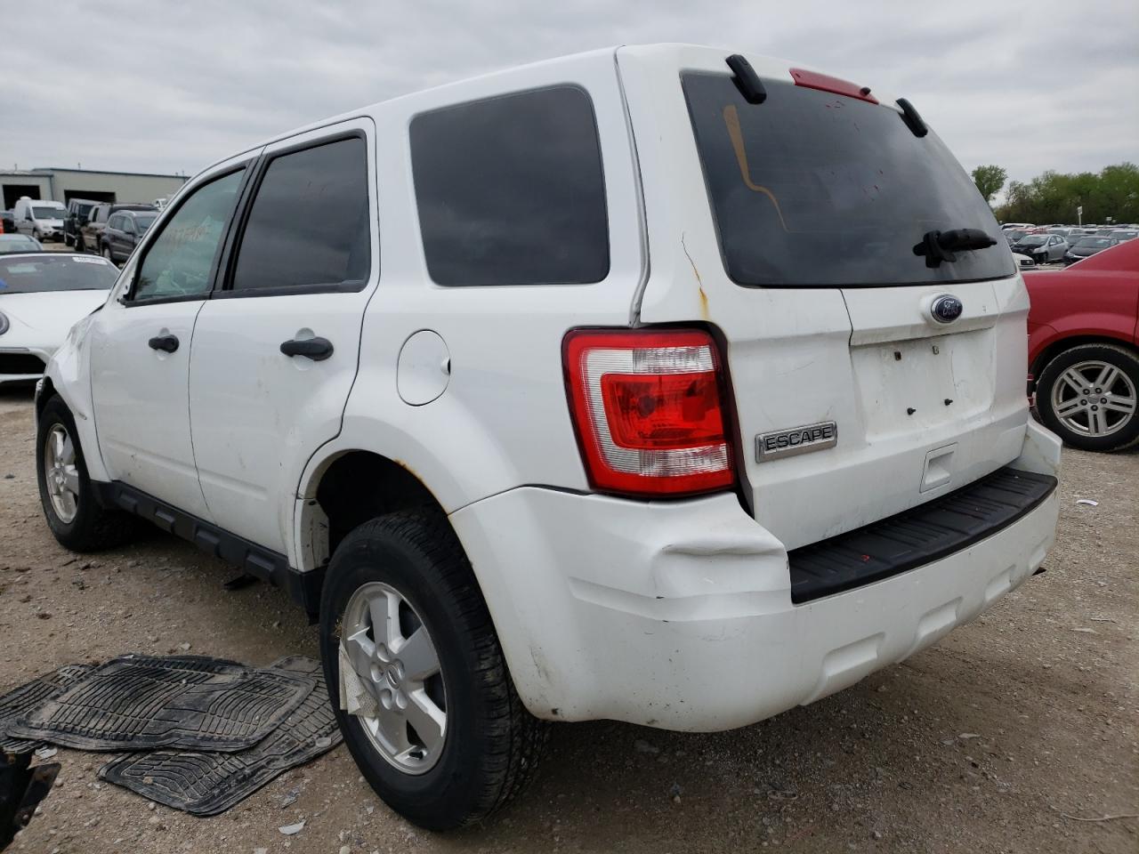 Photo 3 from auction – 2011 FORD ESCAPE XLS with VIN 1FMCU0C73BKA38867