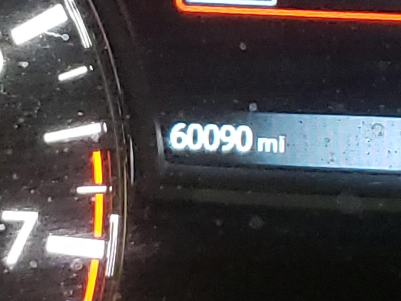 Photo 8 from auction – 2019 NISSAN PATHFINDER with VIN 5N1DR2MM8KC587805