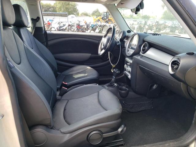 Photo 5 from auction – 2009 MINI COOPER with VIN WMWMF33559TW76946