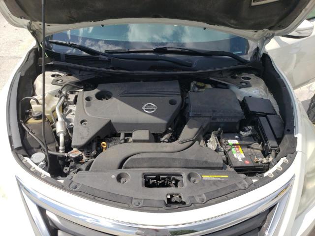 Photo 7 from auction – 2015 NISSAN ALTIMA 2.5 with VIN 1N4AL3AP2FN353964