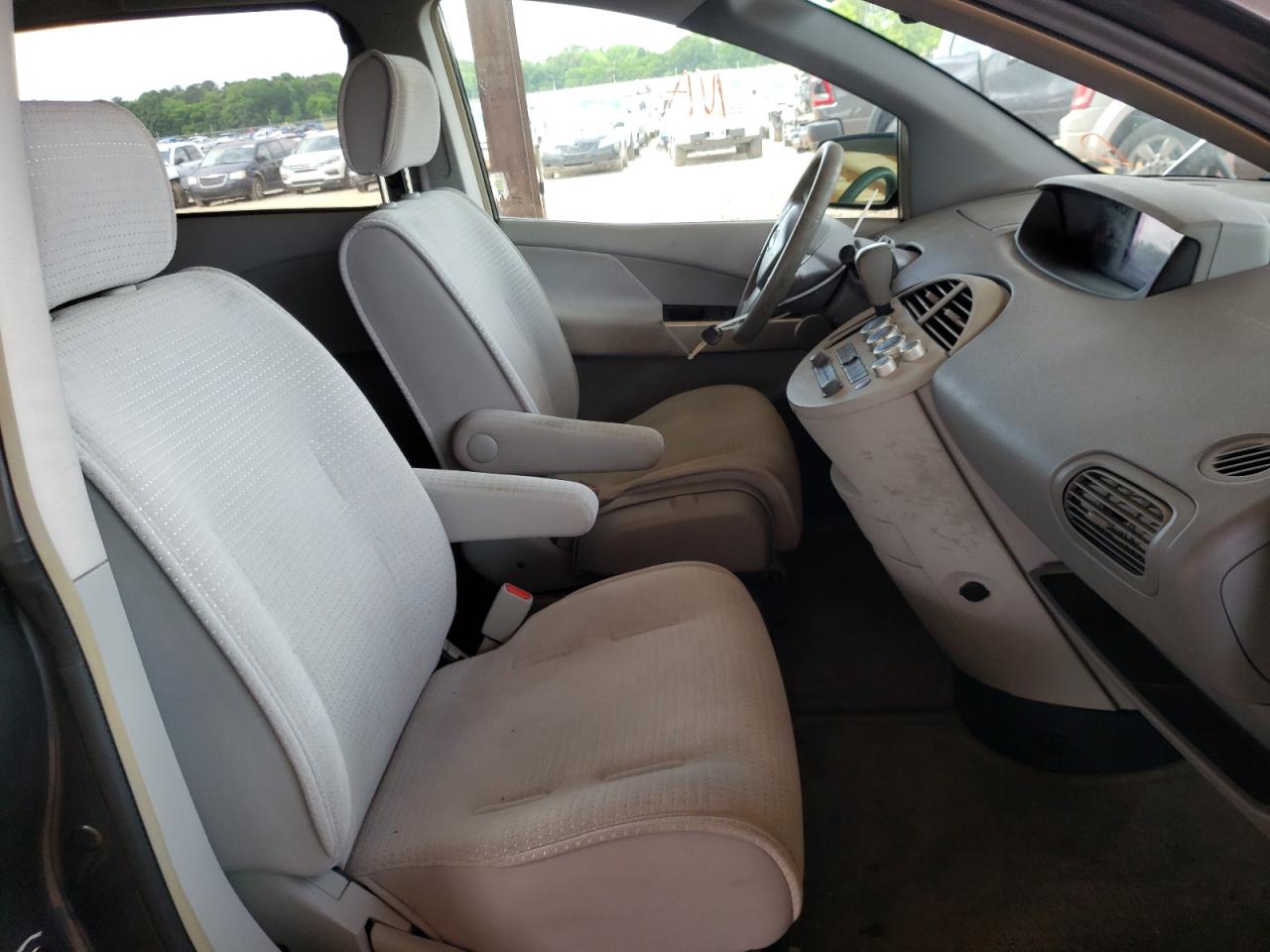 Photo 5 from auction – 2004 NISSAN QUEST 3.5S with VIN 5N1BV28UX4N322016