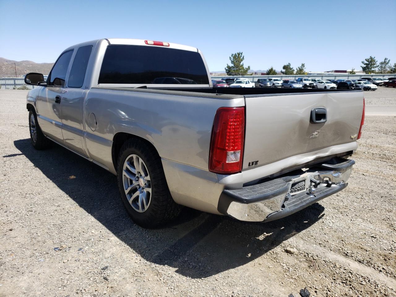 Photo 3 from auction – 2005 GMC NEW SIERRA with VIN 1GTEC19T95Z224936