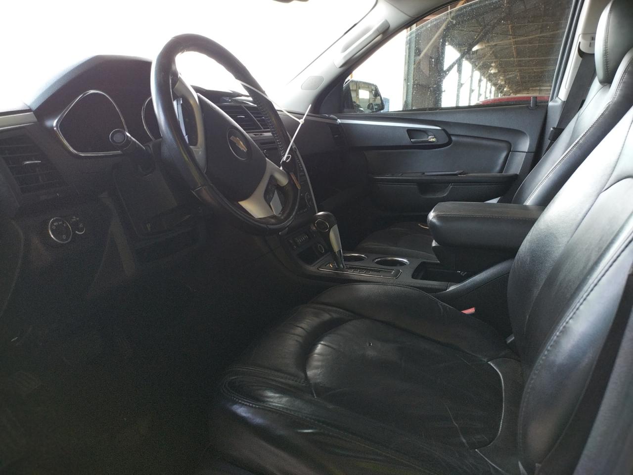 Photo 5 from auction – 2012 CHEVROLET TRAVERSE L with VIN 1GNKRJED9CJ222106