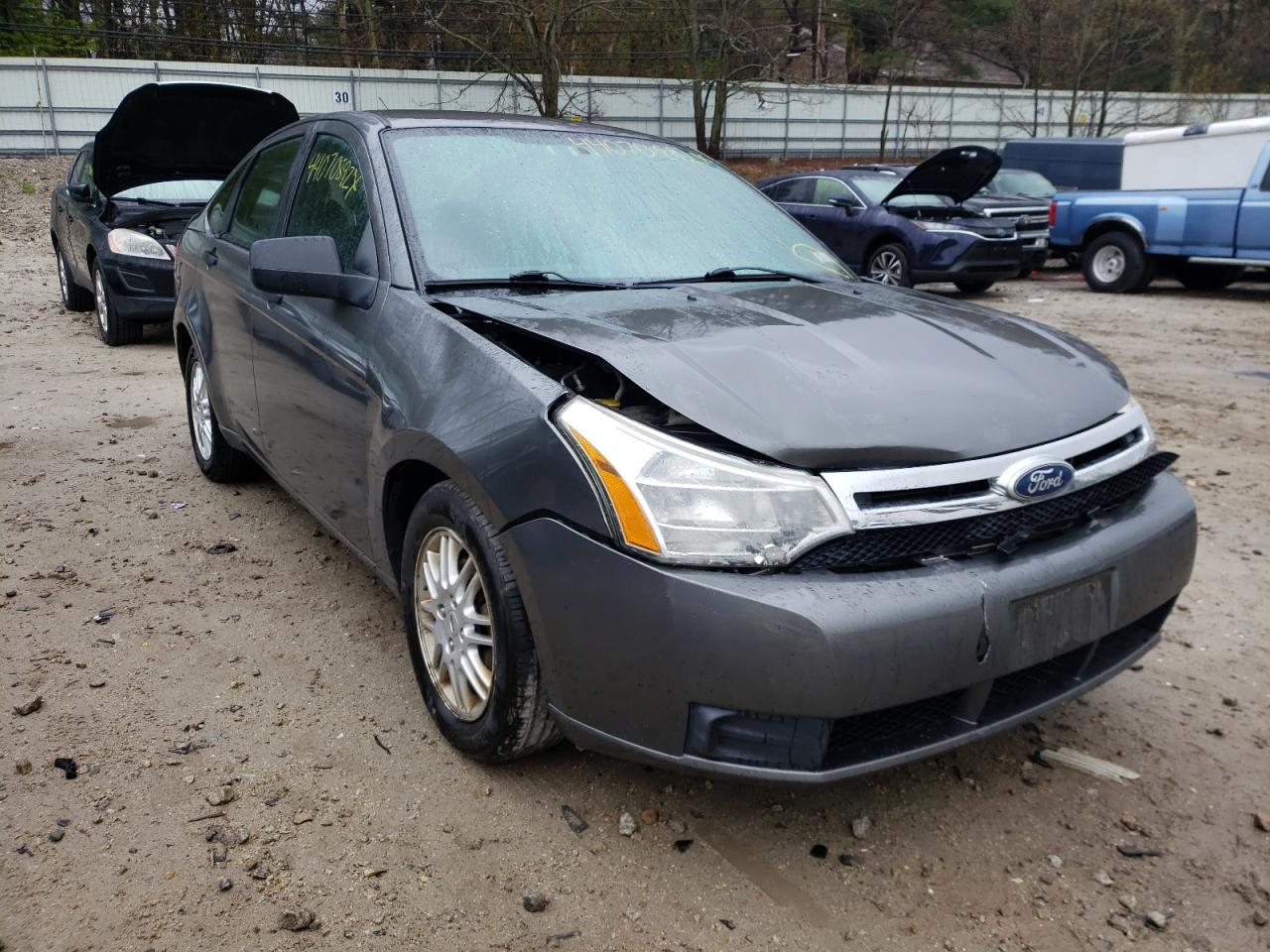 FORD FOCUS SE 2011 with VIN 1FAHP3FNXBW104830 - Photo from auction