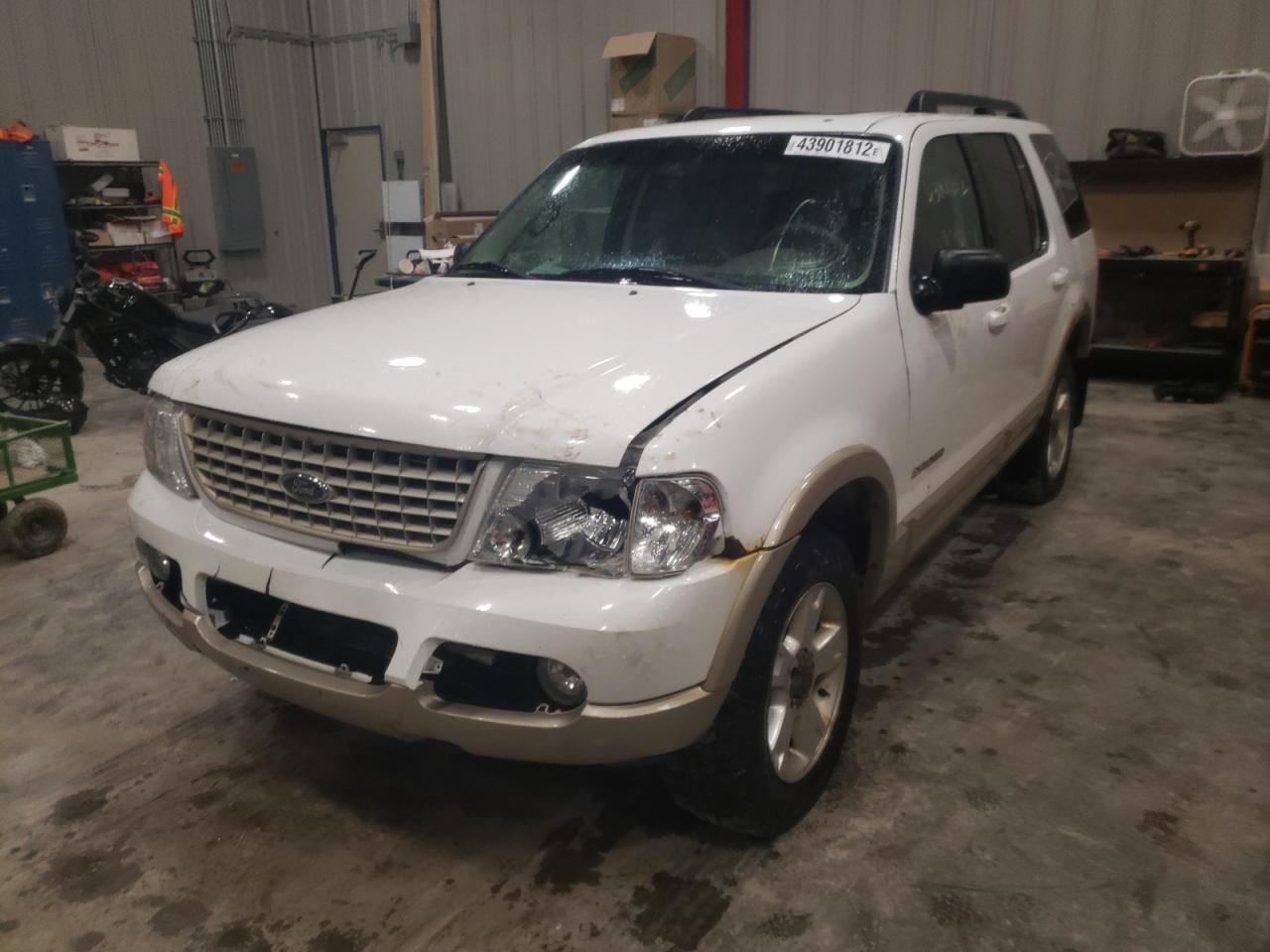Photo 2 from auction – 2005 FORD EXPLORER E with VIN 1FMDU74W95UB48740