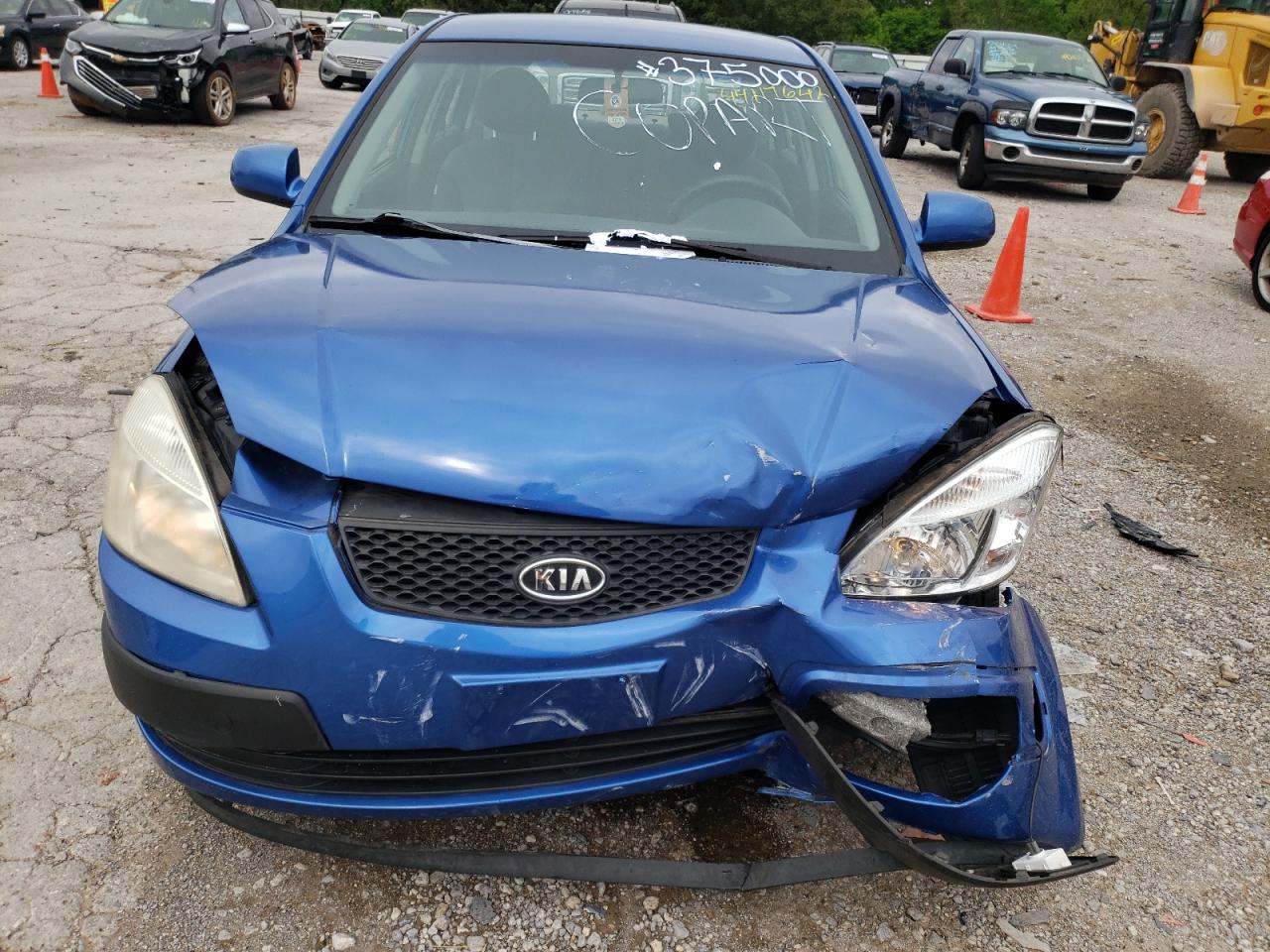 Photo 7 from auction – 2008 KIA RIO BASE with VIN KNADE123186375000