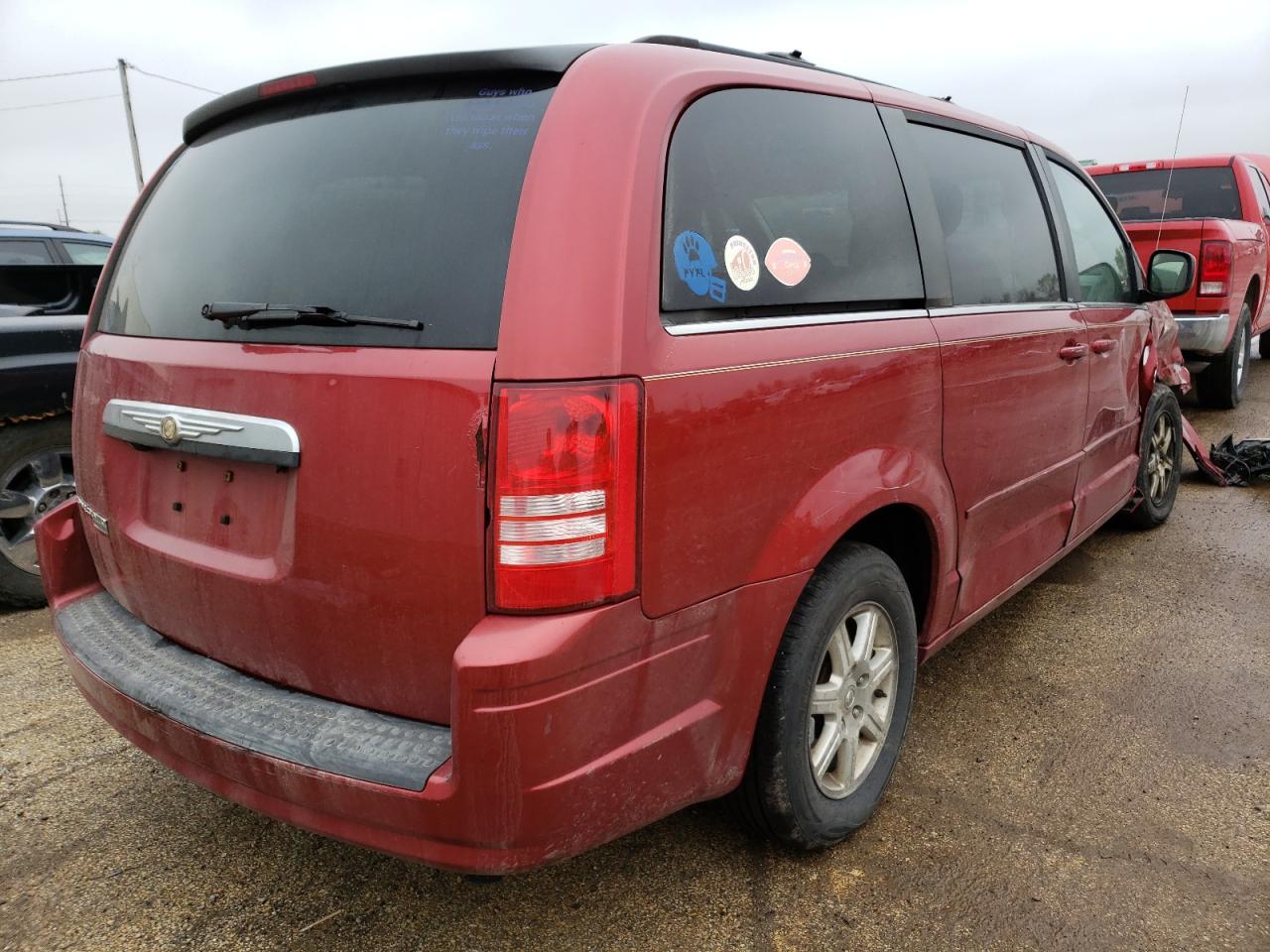 Photo 4 from auction – 2008 CHRYSLER TOWN & COU with VIN 2A8HR54P68R749487