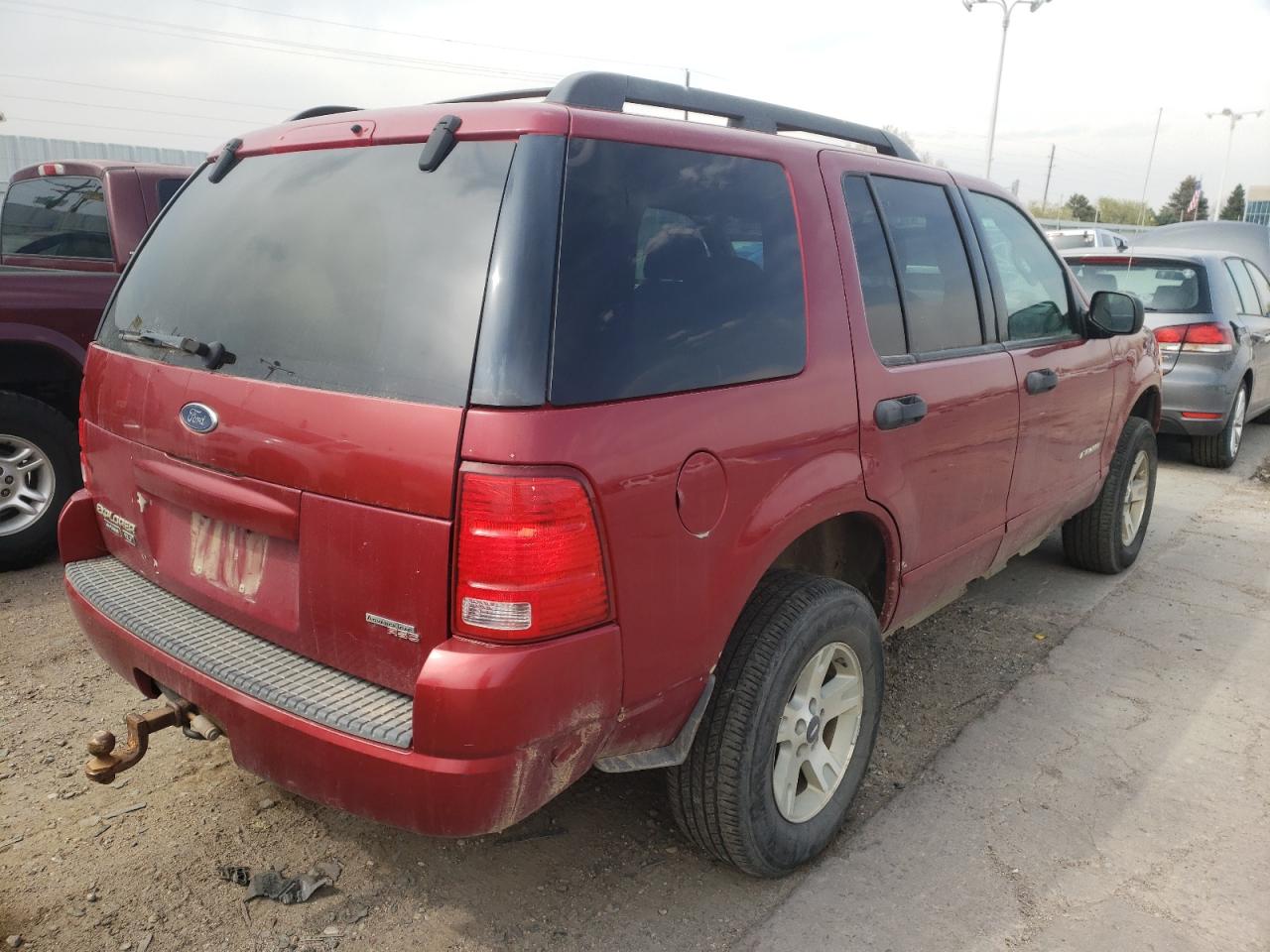 Photo 4 from auction – 2005 FORD EXPLORER X with VIN 1FMZU73KX5ZA43535