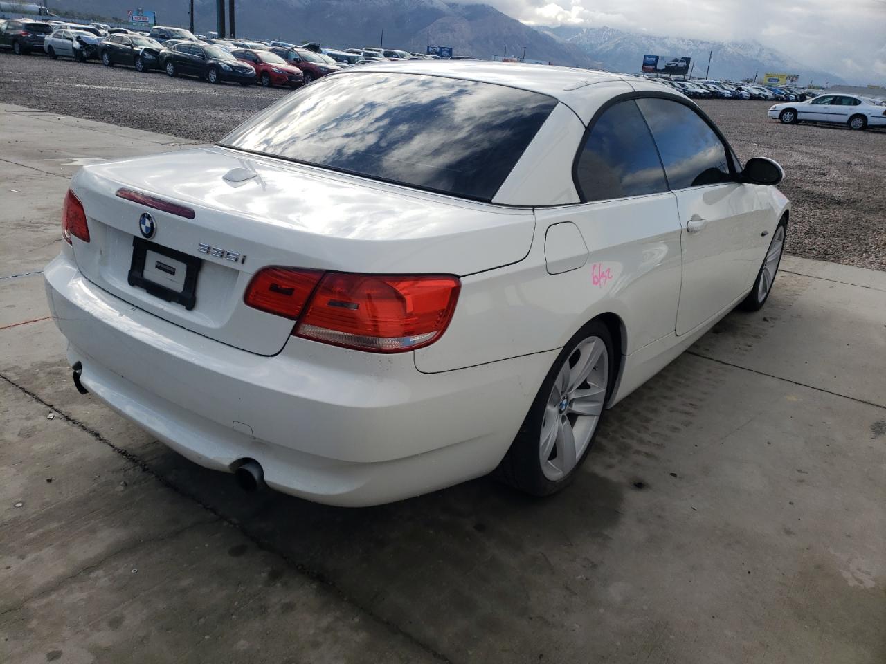 Photo 4 from auction – 2008 BMW 335 I with VIN WBAWL73598PX59974