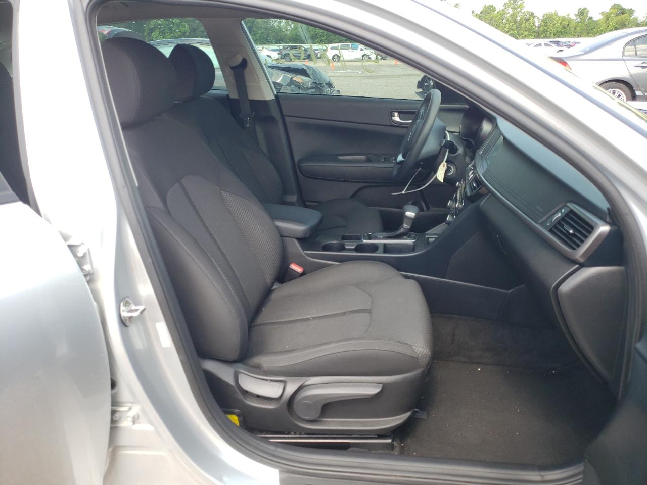 Photo 18 from auction – 2018 KIA OPTIMA LX with VIN 5XXGT4L37JG221419
