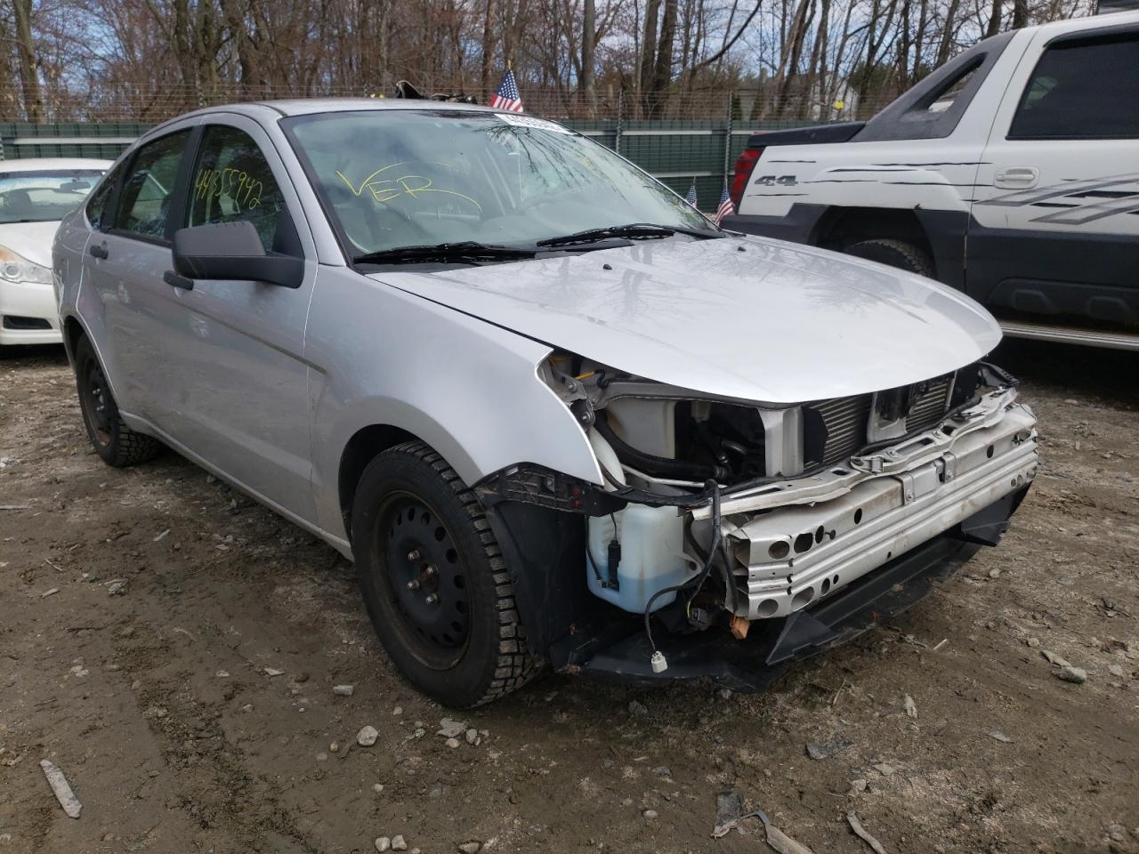 FORD FOCUS SE 2010 with VIN 1FAHP3FN7AW215057 - Photo from auction