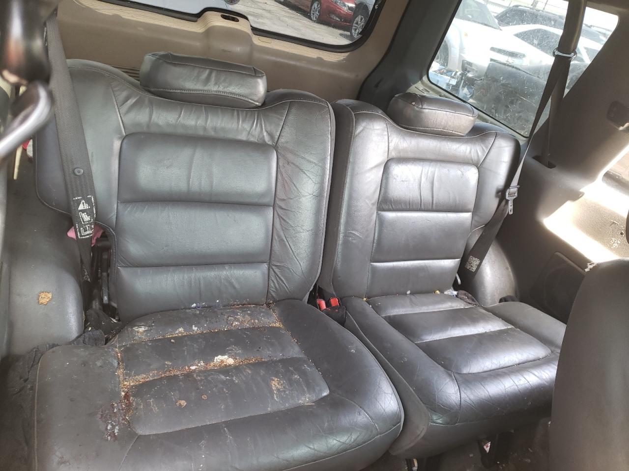 Photo 6 from auction – 2001 FORD EXPLORER S with VIN 1FMYU60E01UC65612