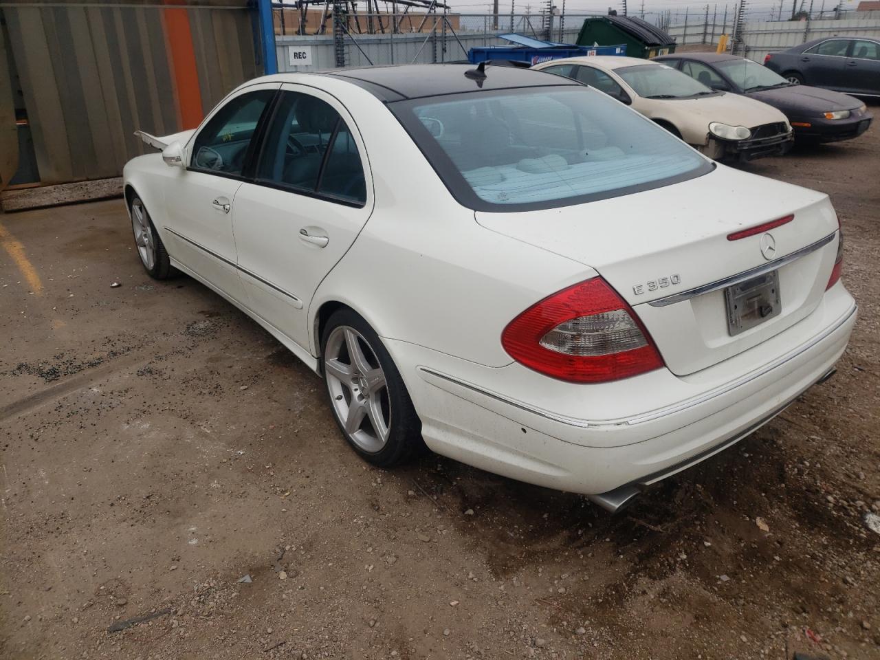 Photo 3 from auction – 2009 MERCEDES-BENZ E 350 with VIN WDBUF56X89B422258