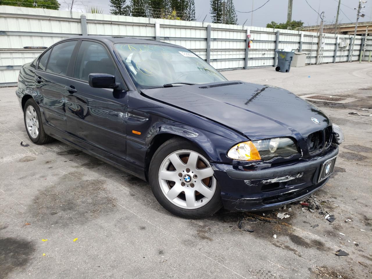 BMW 325 I 2001 with VIN WBAAV33441FU82084 - Photo from auction