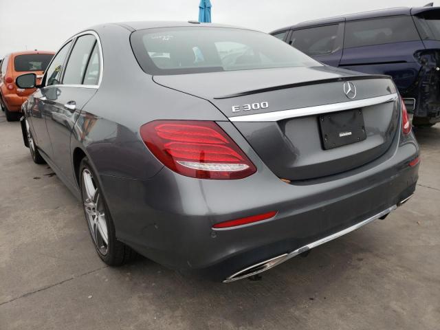 Photo 3 from auction – 2017 MERCEDES-BENZ E 300 with VIN WDDZF4JB3HA171298