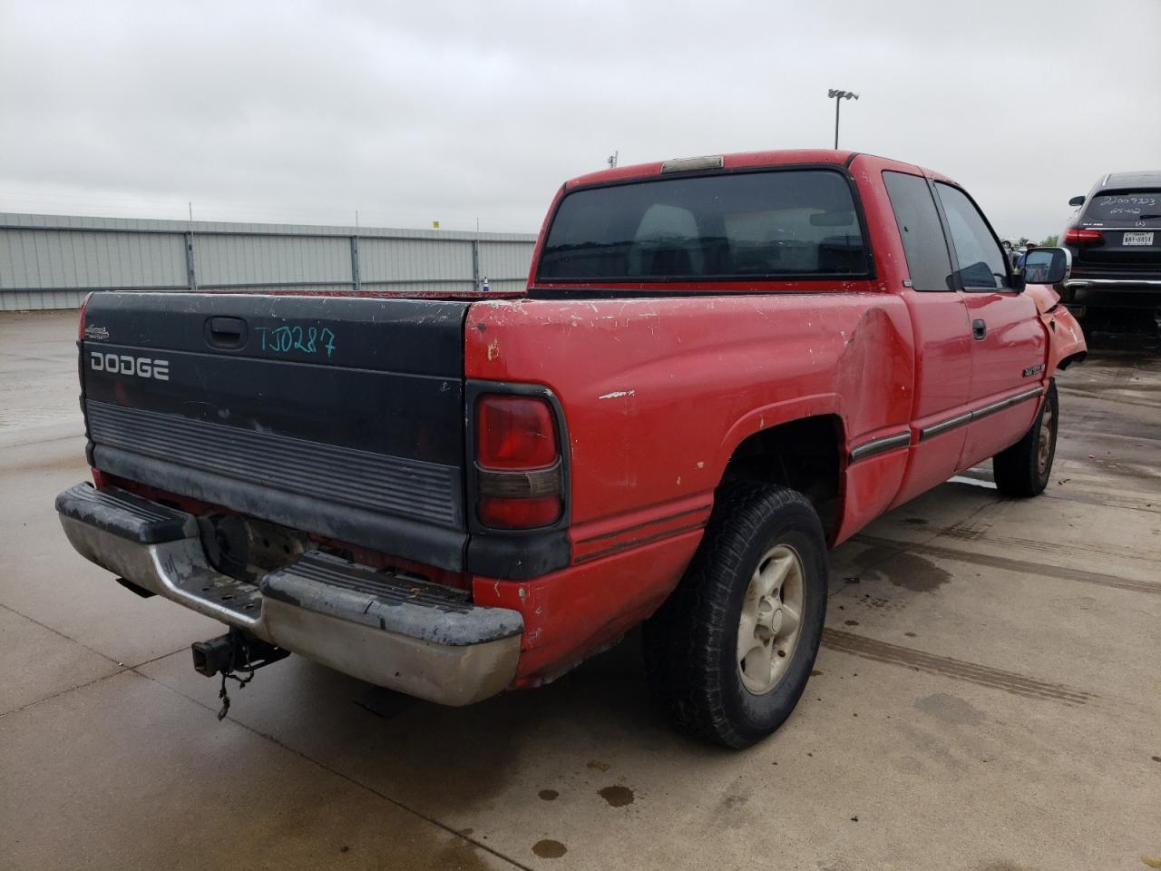 Photo 4 from auction – 1997 DODGE RAM 1500 with VIN 3B7HC13Y6VG819826