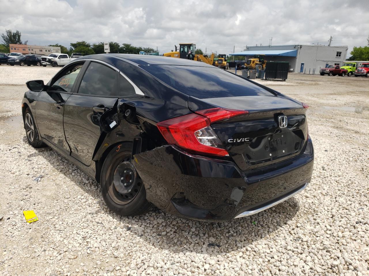 Photo 3 from auction – 2019 HONDA CIVIC LX with VIN 19XFC2F6XKE045403