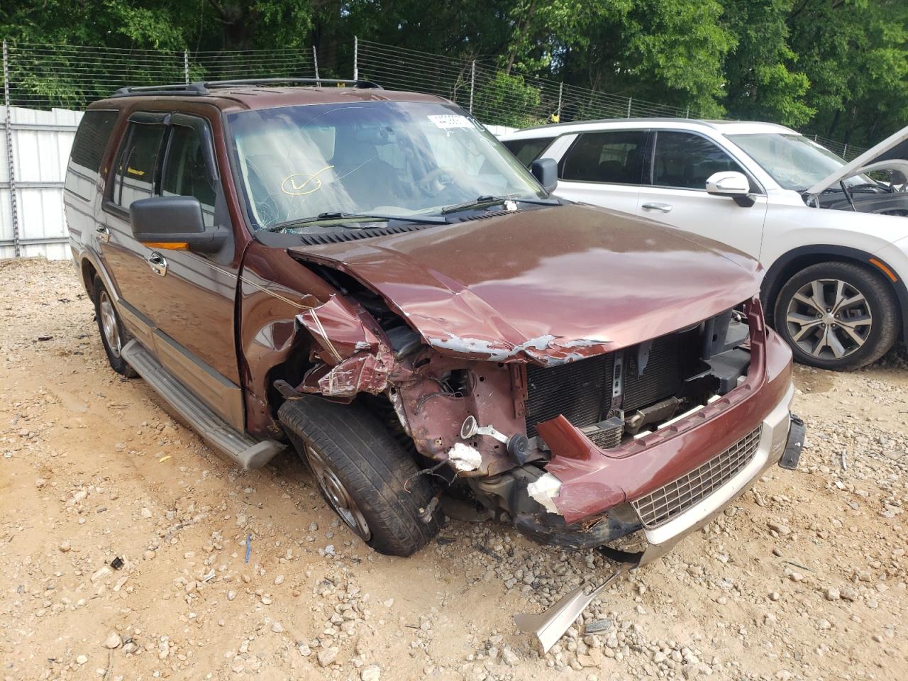 FORD EXPEDITION 2004 with VIN 1FMRU17W84LB75317 - Photo from auction