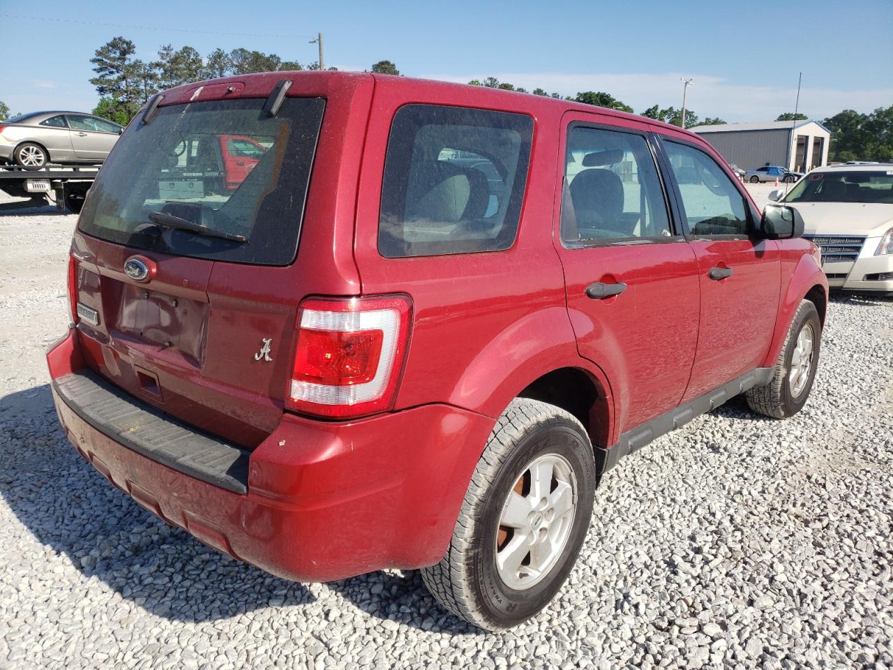 Photo 4 from auction – 2011 FORD ESCAPE XLS with VIN 1FMCU0C74BKA82764