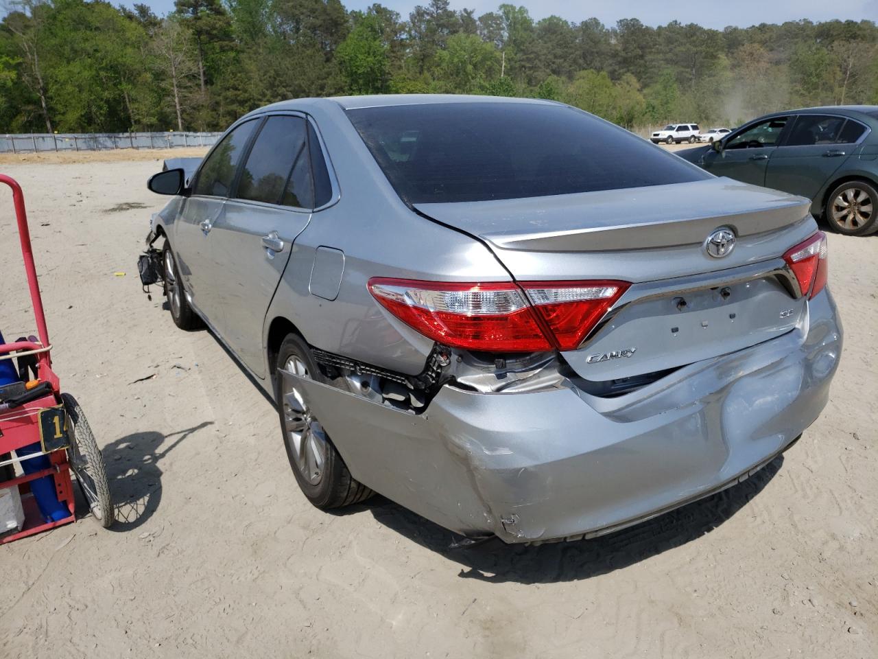 Photo 3 from auction – 2016 TOYOTA CAMRY LE with VIN 4T1BF1FK5GU196019