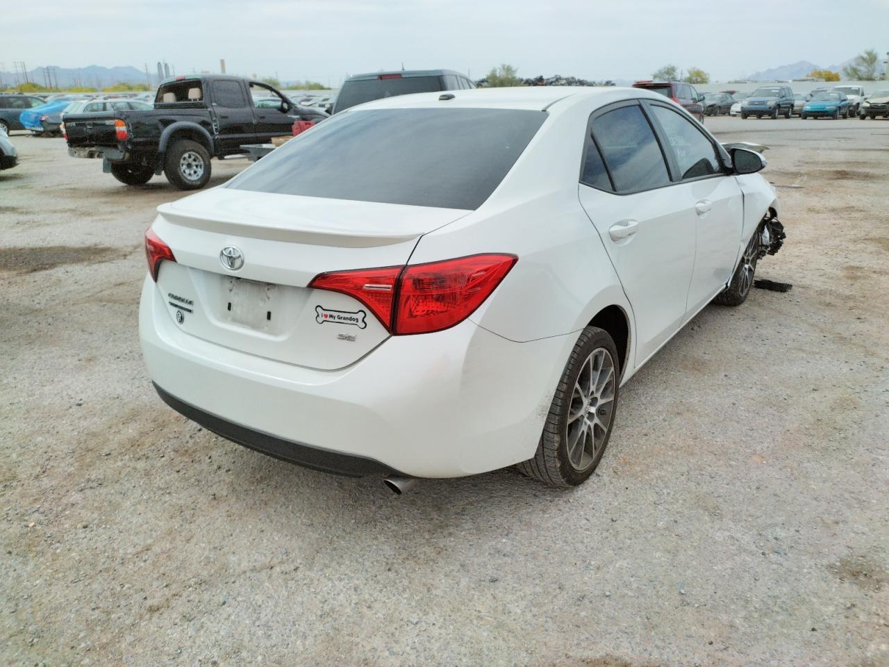 Photo 14 from auction – 2017 TOYOTA COROLLA with VIN 5YFBURHE0HP581504