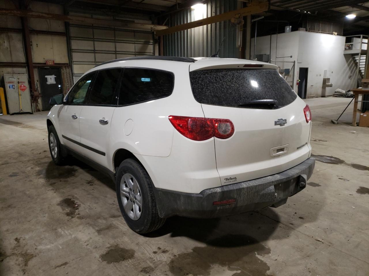 Photo 3 from auction – 2012 CHEVROLET TRAVERSE L with VIN 1GNKRFED3CJ385184